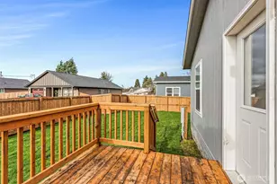 1243 SW Elzina St, Chehalis, WA 98532 - Photo 25