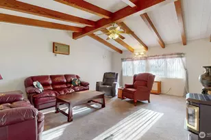 822 SE 12th St, College Place, WA 99324 - Photo 13