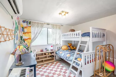 406 E Madrona Drive, Herron Island, WA 98349 - Photo 11