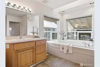 9020 Valley Green Drive SE, Olympia, WA 98513 - Photo 15