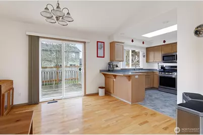 727 SW Ottercrest Street, Oak Harbor, WA 98277 - Photo 9