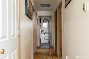 727 SW Ottercrest St, Oak Harbor, WA 98277 - Photo 13