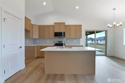 316 N Montana Street, Moses Lake, WA 98837 - Photo 7