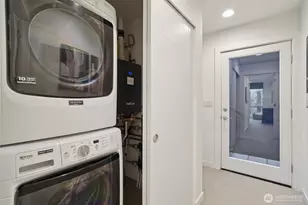 3817B California Ave SW, Seattle, WA 98116 - Photo 29