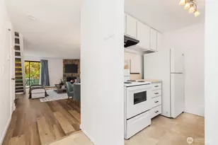 1040 S 320th St, Federal Way, WA 98003 - Photo 7