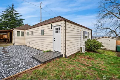 1406 Shattuck Avenue S, Renton, WA 98055 - Photo 19