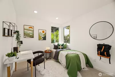 12037 C Fremont Avenue N #3, Seattle, WA 98133 - Photo 9