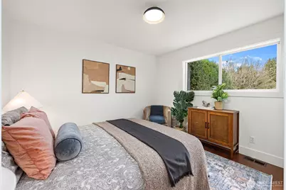 7813 46th Avenue S, Seattle, WA 98118 - Photo 9