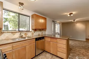 3223 S 372nd St, Auburn, WA 98001 - Photo 13