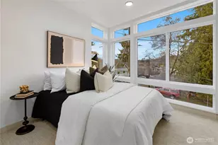 724 N 36th St, Seattle, WA 98103 - Photo 17