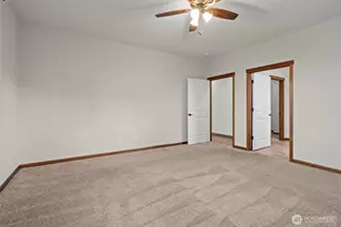 3008 SW Fairway Point Dr, Oak Harbor, WA 98277 - Photo 19