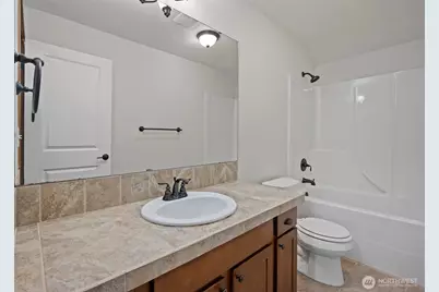 3008 SW Fairway Point Drive, Oak Harbor, WA 98277 - Photo 29