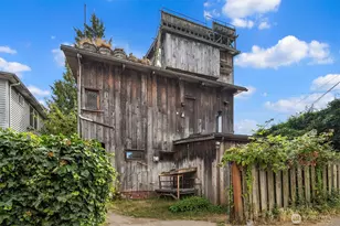 652 NW 85th St, Seattle, WA 98117 - Photo 11