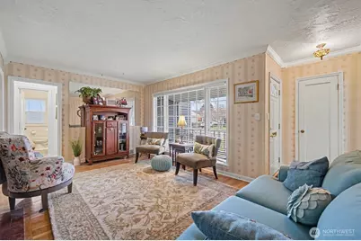 1414 19th Avenue, Longview, WA 98632 - Photo 3