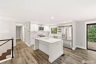 1307 251st Ave SE, Sammamish, WA 98075 - Photo 9