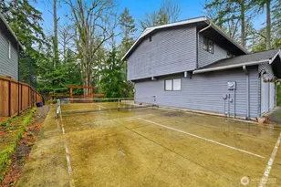 1307 251st Ave SE, Sammamish, WA 98075 - Photo 29