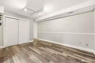 1307 251st Avenue SE, Sammamish, WA 98075 - Photo 21