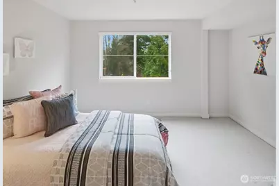 120 Newport Way NW #9, Issaquah, WA 98027 - Photo 27