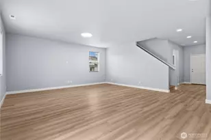 19011 112th Ave Ct E, Puyallup, WA 98374 - Photo 5