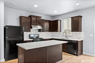 19011 112th Ave Ct E, Puyallup, WA 98374 - Photo 7