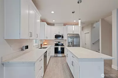 138 Blackfish Court, Bremerton, WA 98310 - Photo 11