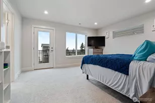 138 Blackfish Ct, Bremerton, WA 98310 - Photo 21