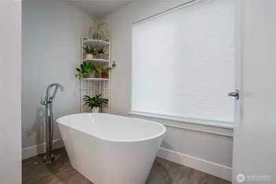 138 Blackfish Court, Bremerton, WA 98310 - Photo 25