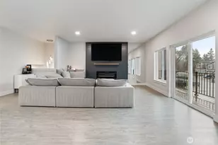 138 Blackfish Ct, Bremerton, WA 98310 - Photo 9