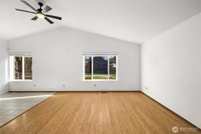 1042 Jameson Street, Sedro-Woolley, WA 98284 - Photo 7