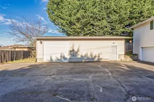 4565 43rd St NE, Tacoma, WA 98422 - Photo 39