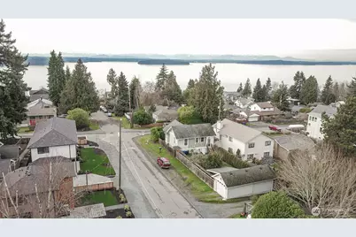 10202 44th Avenue SW, Seattle, WA 98146 - Photo 35