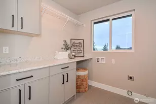 10202 44th Ave SW, Seattle, WA 98146 - Photo 31