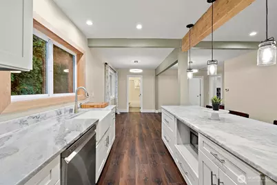 7575 Railroad Place SE, Snoqualmie, WA 98065 - Photo 13