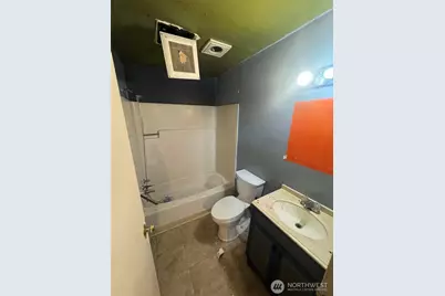 8915 10th Avenue S, Seattle, WA 98108 - Photo 19