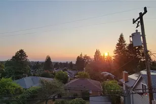 11211 Greenwood Ave N, Seattle, WA 98133 - Photo 19