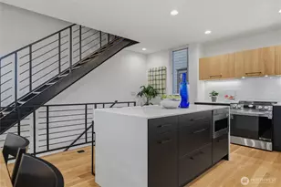 3648 Greenwood Ave N, Seattle, WA 98103 - Photo 13