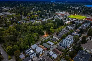 9553 Ashworth Ave N, Seattle, WA 98103 - Photo 25