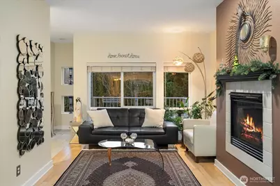 6816 NE 153rd Place #F, Kenmore, WA 98028 - Photo 3