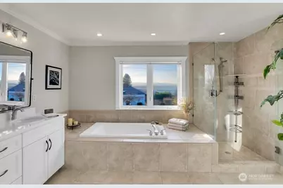 217 9th Avenue S, Edmonds, WA 98020 - Photo 25