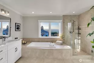 217 9th Ave S, Edmonds, WA 98020 - Photo 25