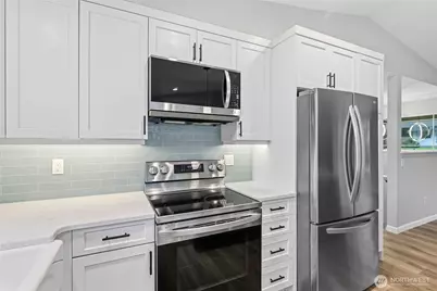 5824 Olive Avenue NE, Bremerton, WA 98311 - Photo 5