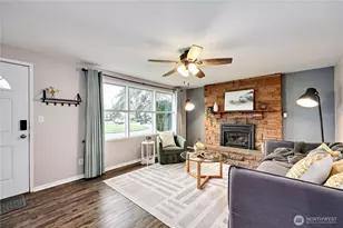 944 E 31st St, Bremerton, WA 98310 - Photo 7