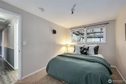 944 E 31st Street, Bremerton, WA 98310 - Photo 23