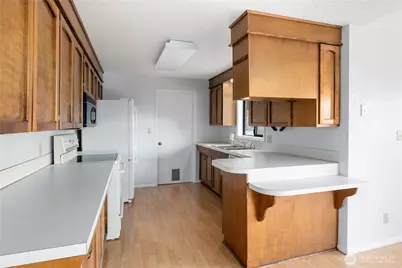 1124 SW 4th Ave, Oak Harbor, WA 98277 - Photo 33