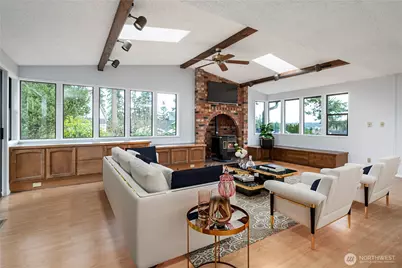 1124 SW 4th Ave, Oak Harbor, WA 98277 - Photo 15