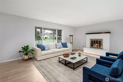 1124 SW 4th Ave, Oak Harbor, WA 98277 - Photo 5