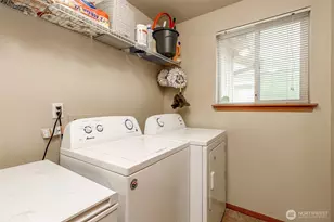 9925 12th Ave Ct E, Tacoma, WA 98445 - Photo 23