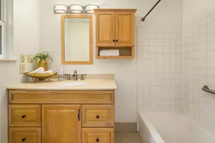 13514 NE 36th Ave, Seattle, WA 98125 - Photo 11