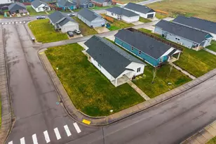 504 Powell Ave, Winlock, WA 98596 - Photo 3