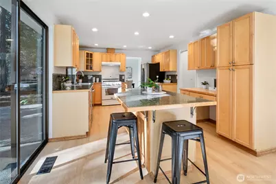 22013 SE 33rd Street, Sammamish, WA 98075 - Photo 11